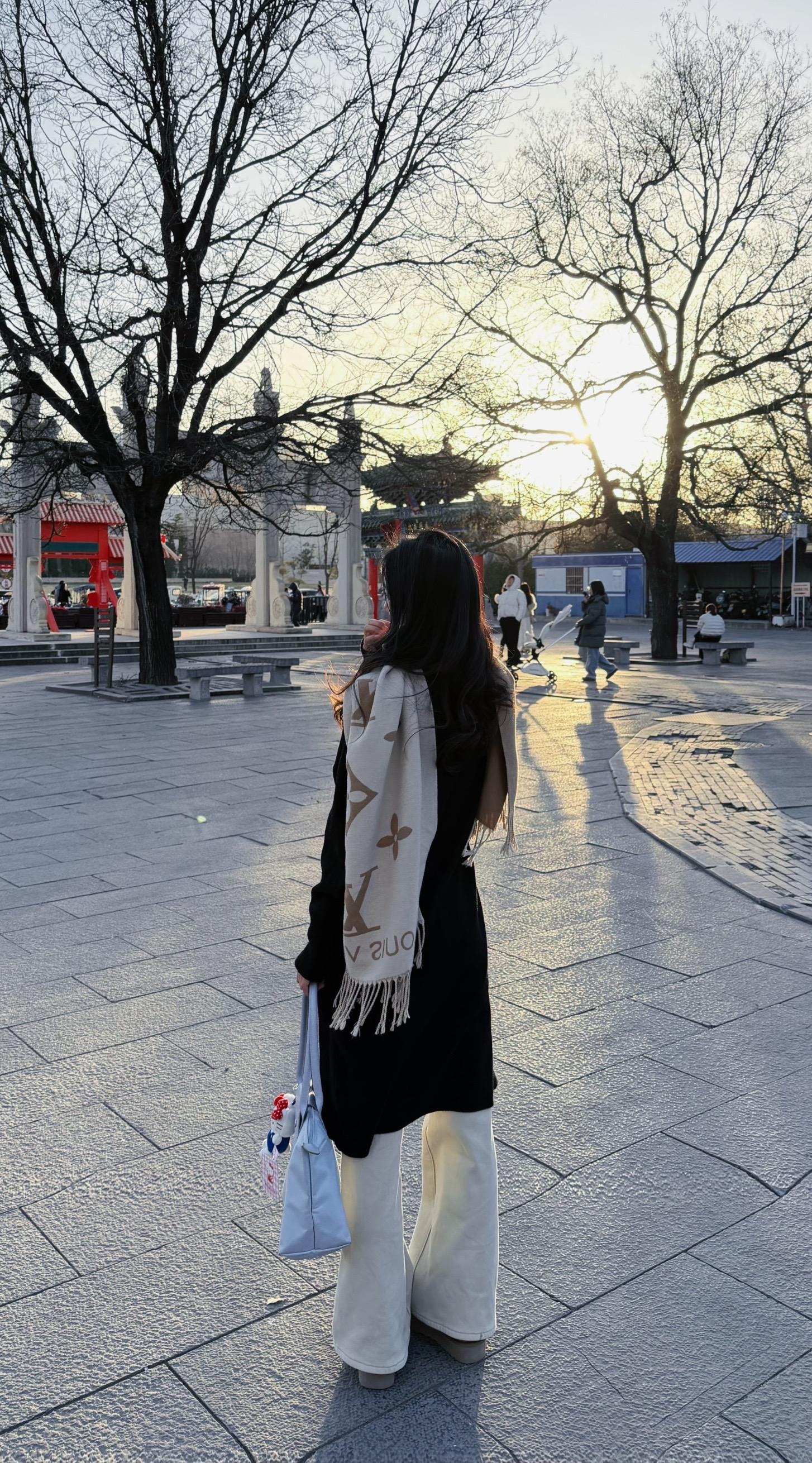 期待 北京还有许多未发生的幸福。