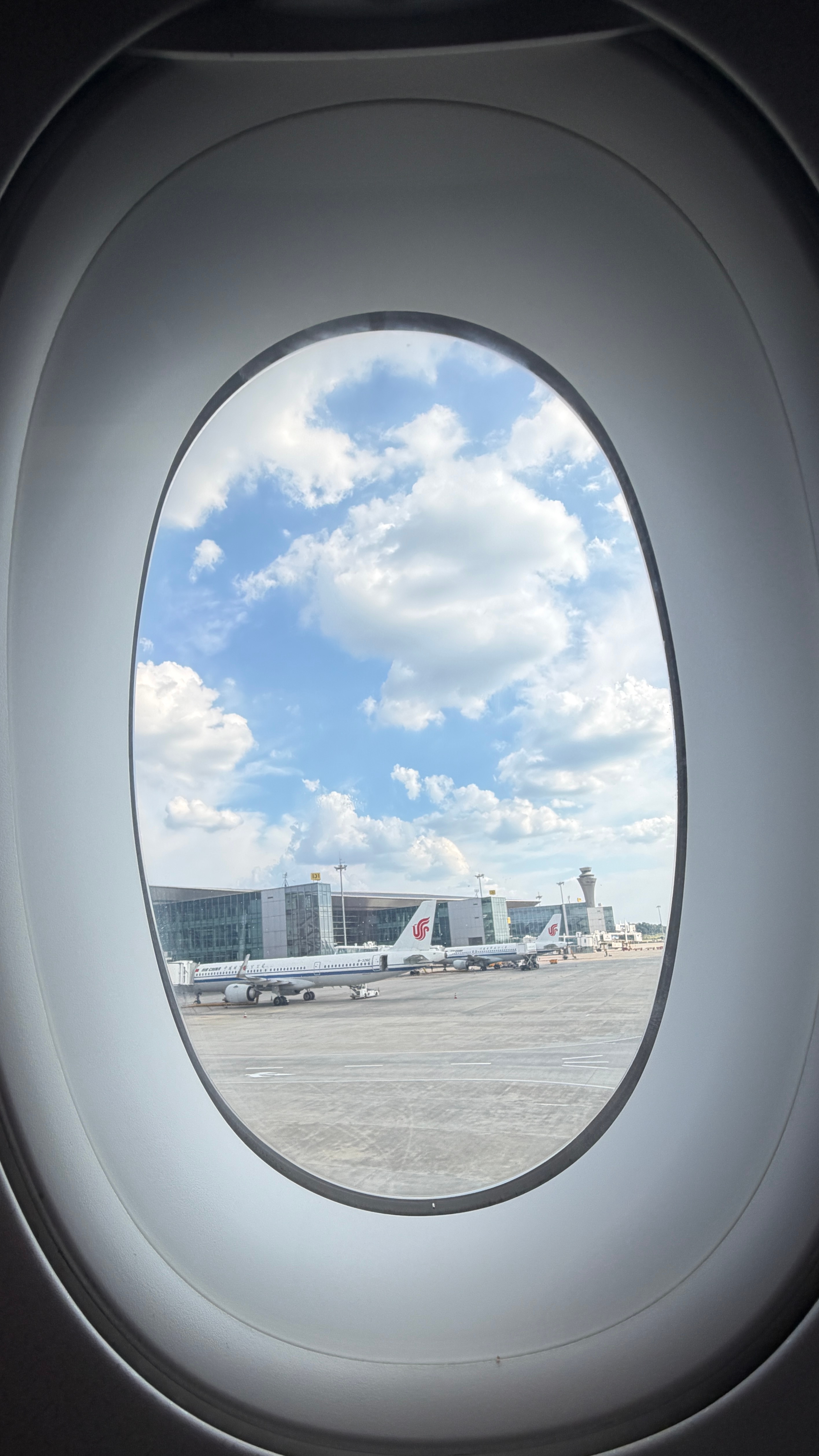 ✈️