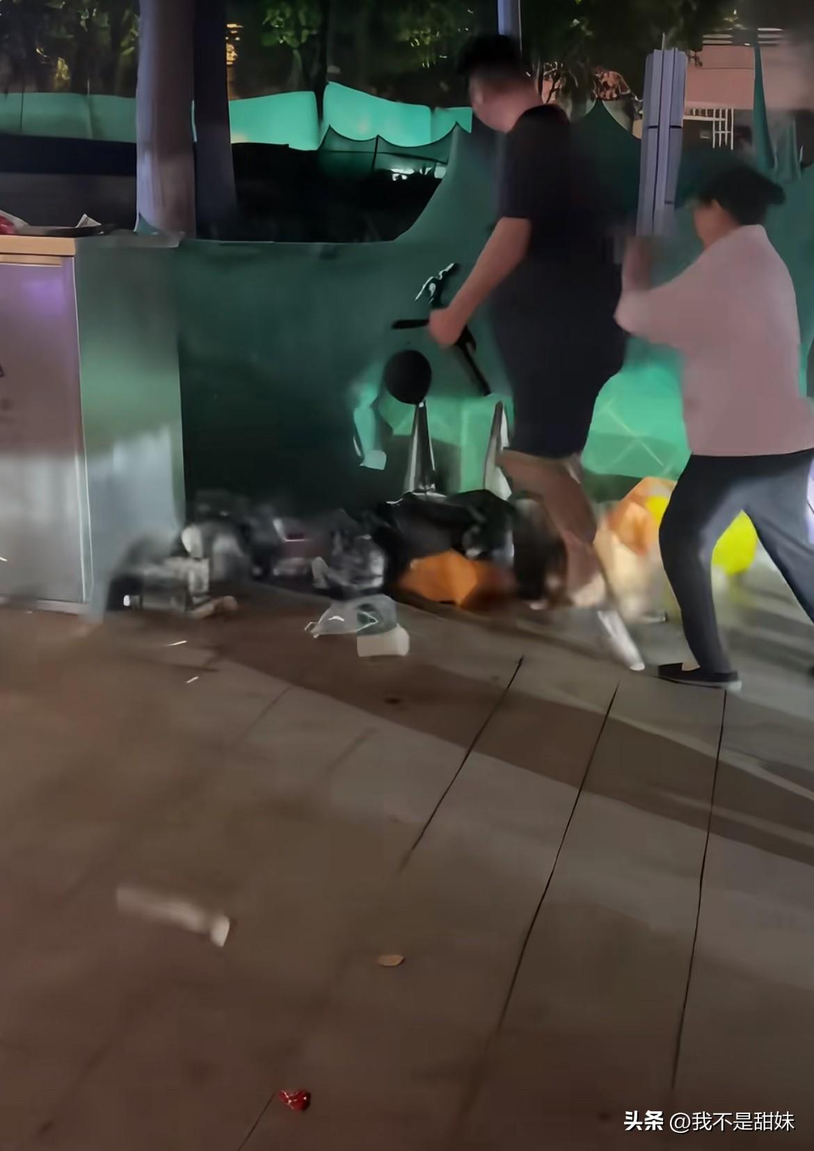 怎么又是他……他在回复这件事可嚣张了！把人家衣服都解开了，都扒掉，只剩下一个胸罩