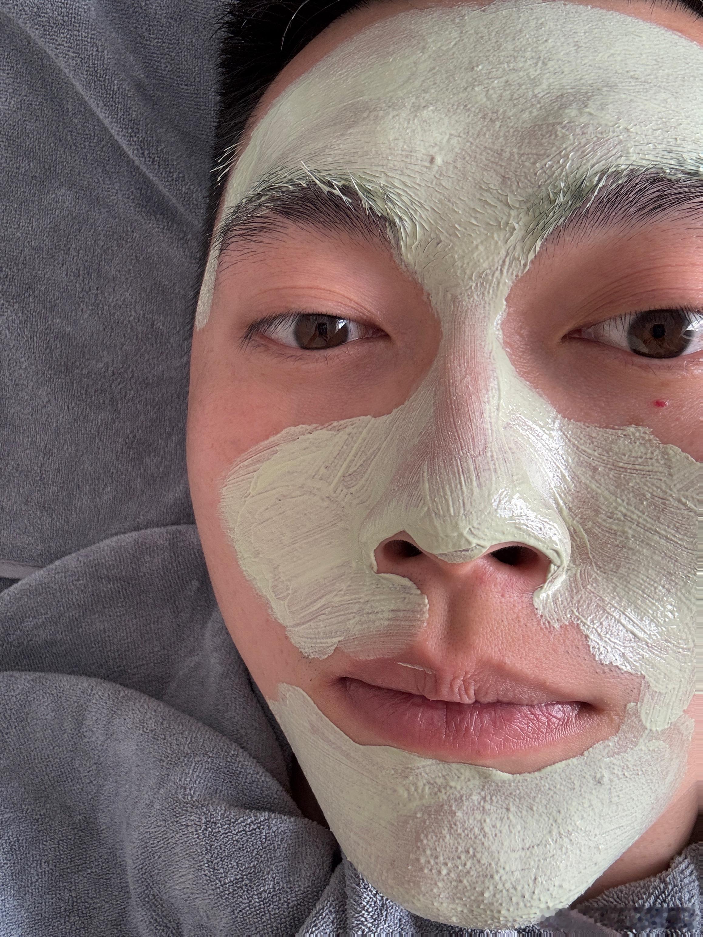 现在每周都被我爽姐拉着一起来做脸……毕竟“靠脸吃饭”[doge] ​​​