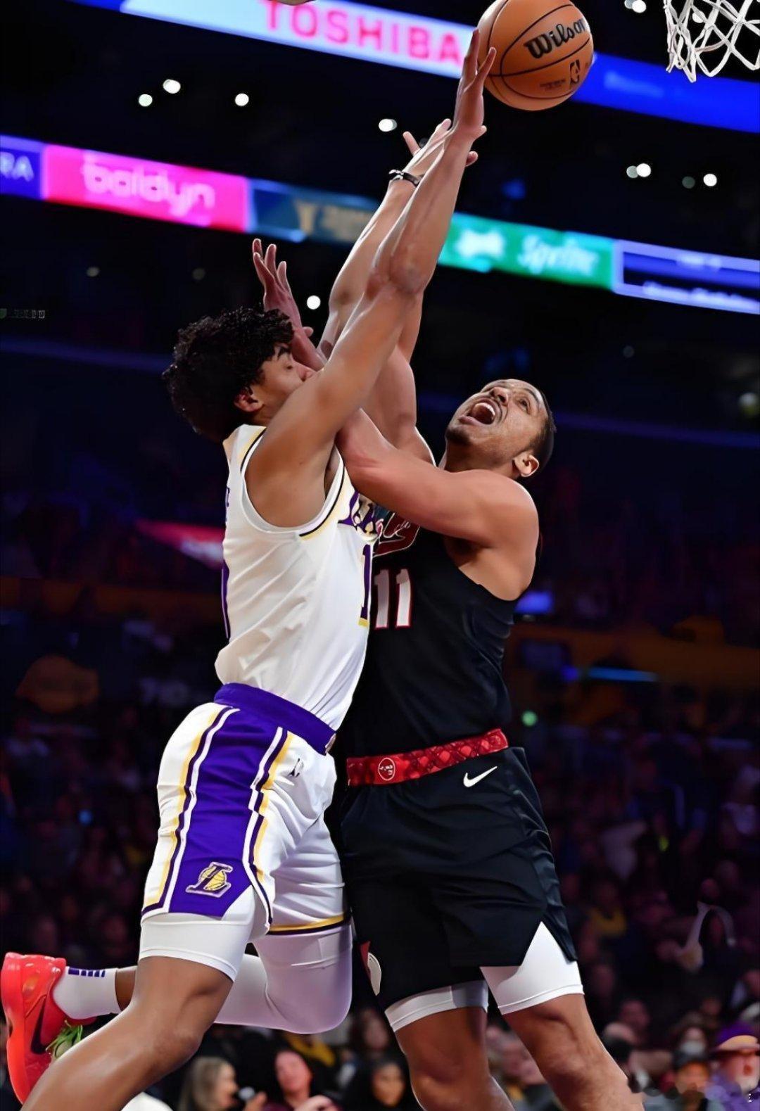 今日公开菜单篮球              篮球周六319：湖人VS开拓者 让分