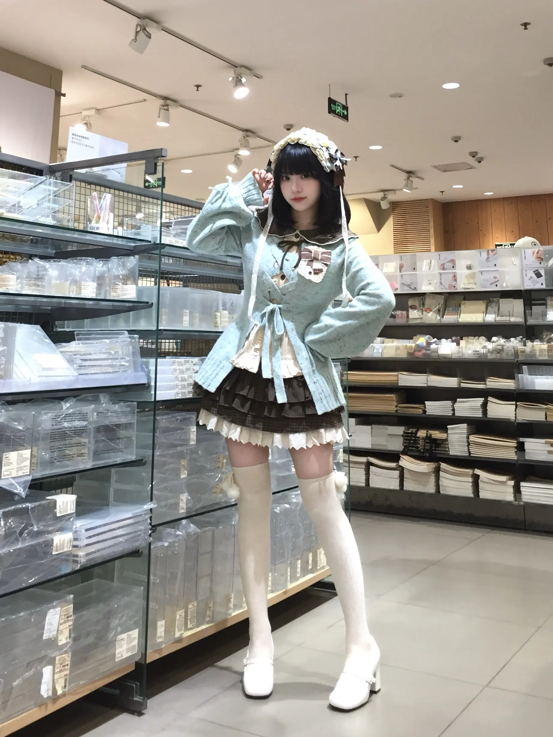 薄荷巧克力蛋糕吗？给我吃一口…