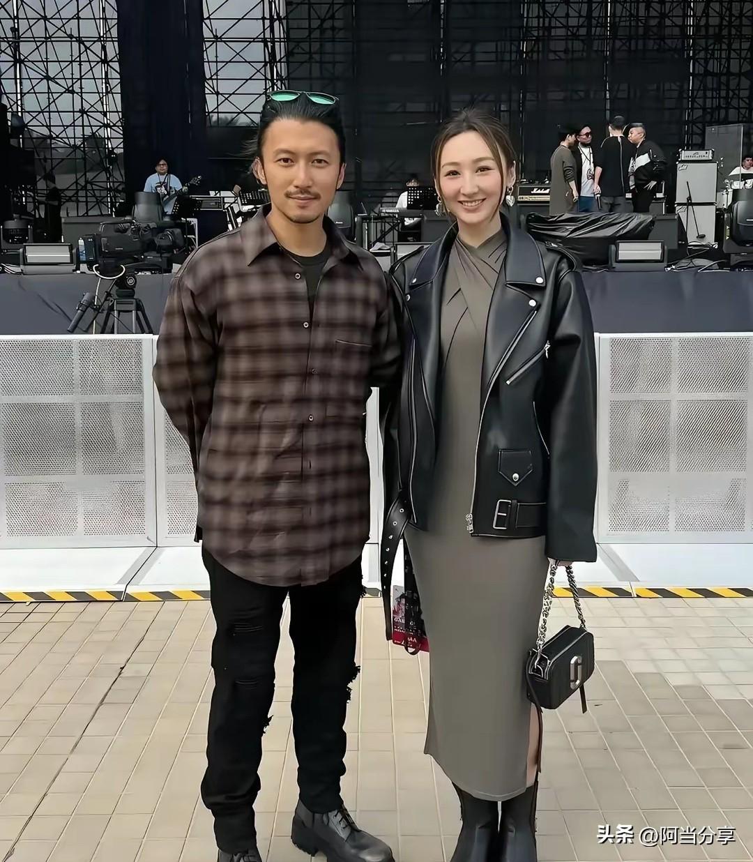 谢霆锋旁边这个美女看着好眼熟，就是叫不出名字来。