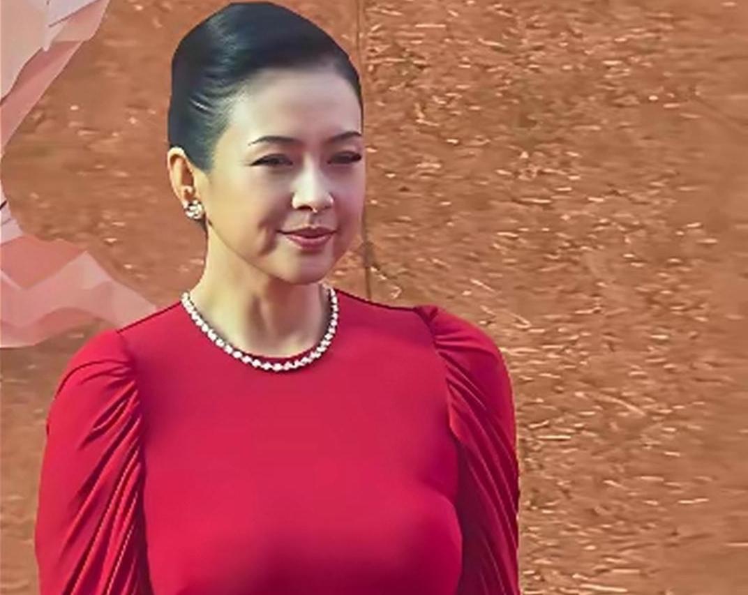 这是我们的白月光……章子怡？都不干认了[打脸]白月光回忆