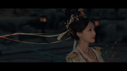 龚琳娜李一桐神到一部剧里 龚琳娜搭配李一桐出演《古乐风华录》，这个组合确实很有新