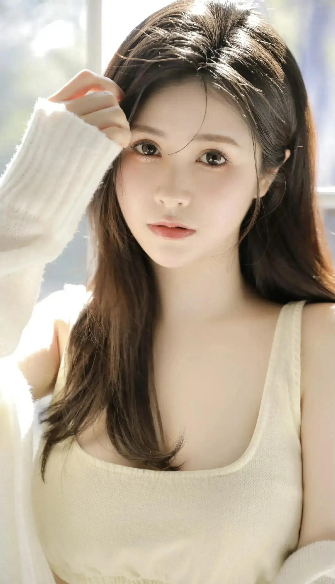 如果和女人在一起总要讲尊严，那么多半要脸的没了脸，不要脸的却有了脸。把尊严放在第