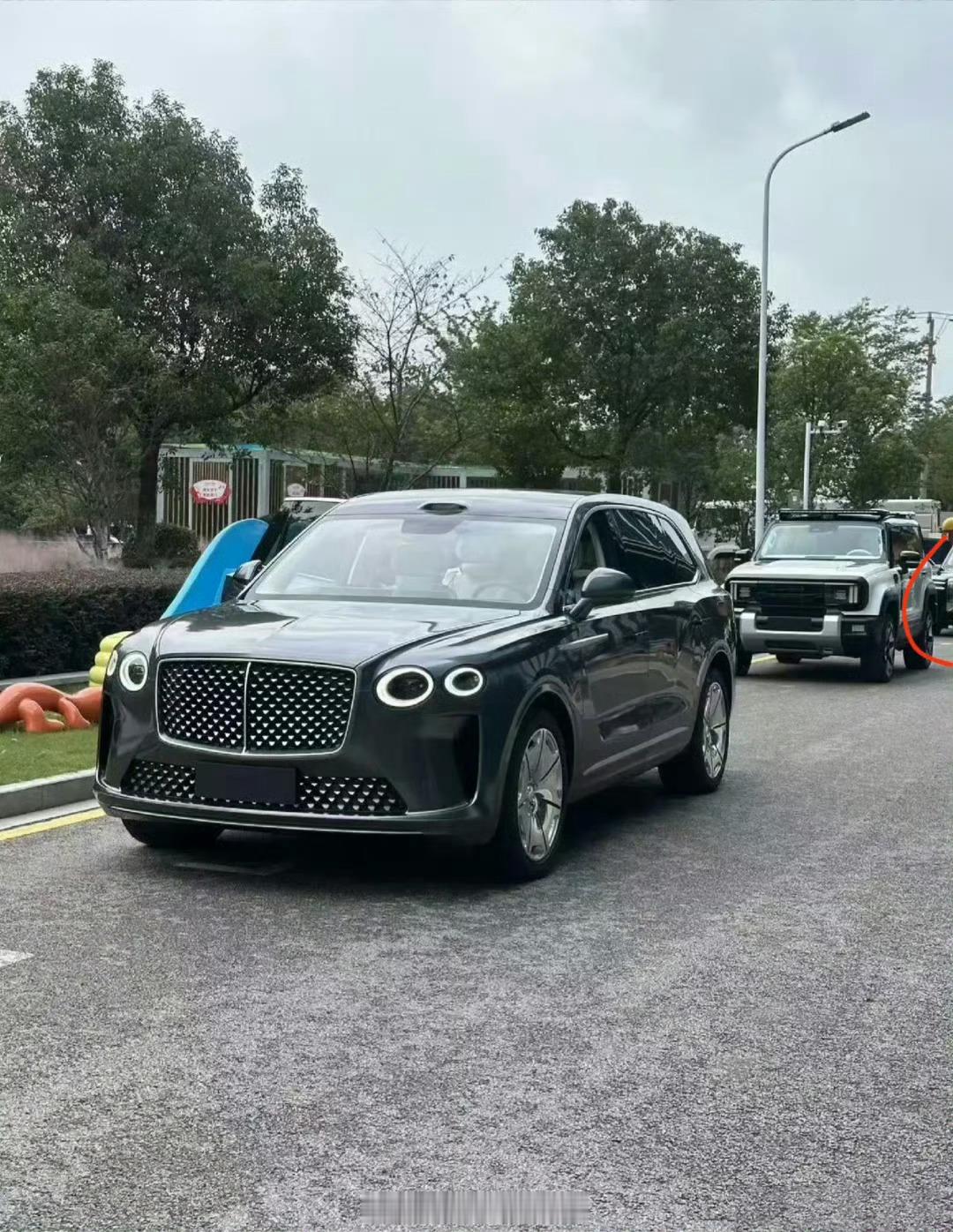 这是什么？？？是裸车还是改装车？？？？汽场全开 ​​​