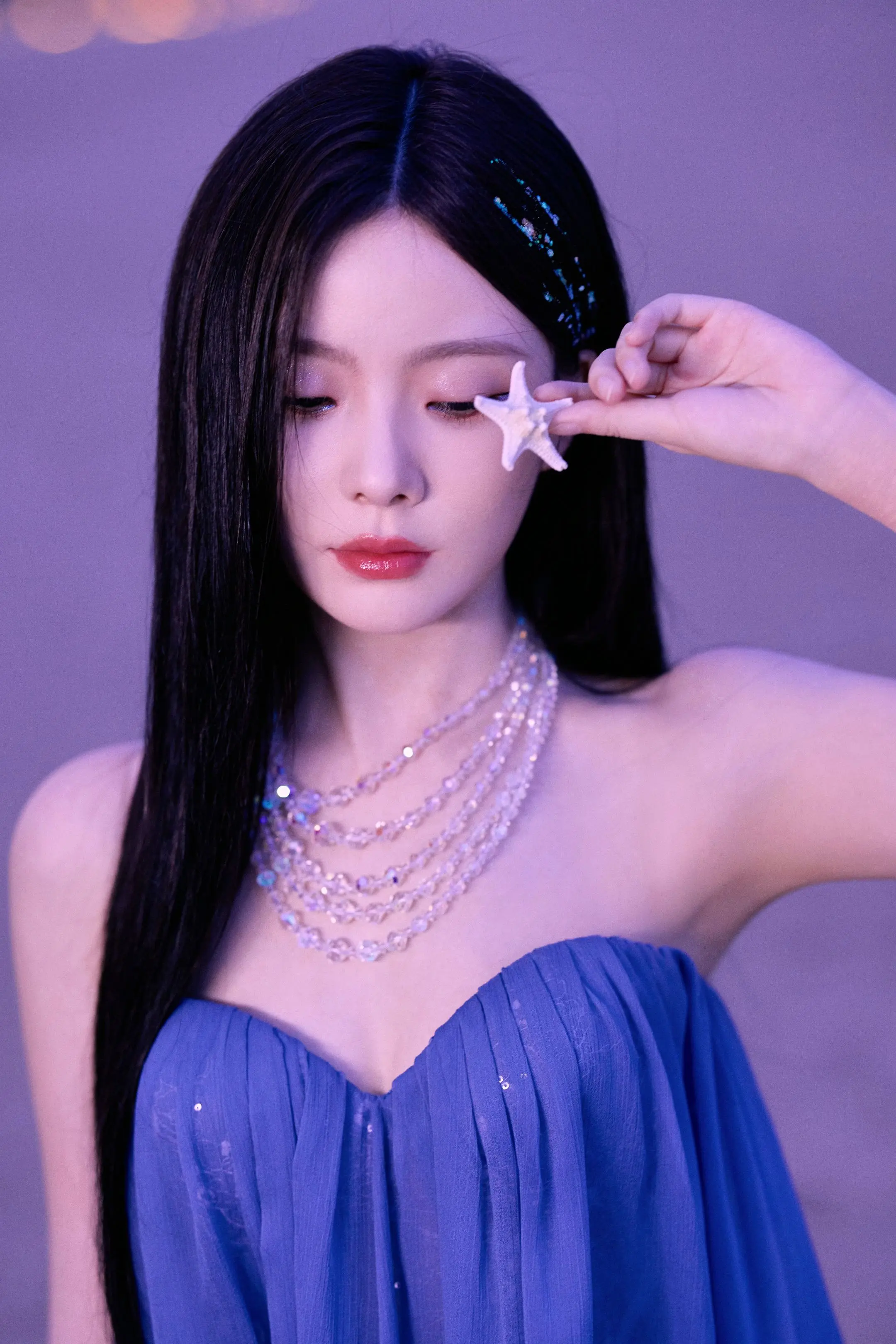 回忆是块会呼吸的海绵，顽固却又柔软。