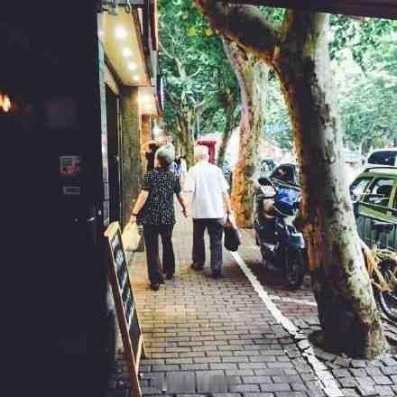 夫妻金言：一、男人的五大需求：①被理解；②被信任；③被支持；④被认同；⑤被尊重。