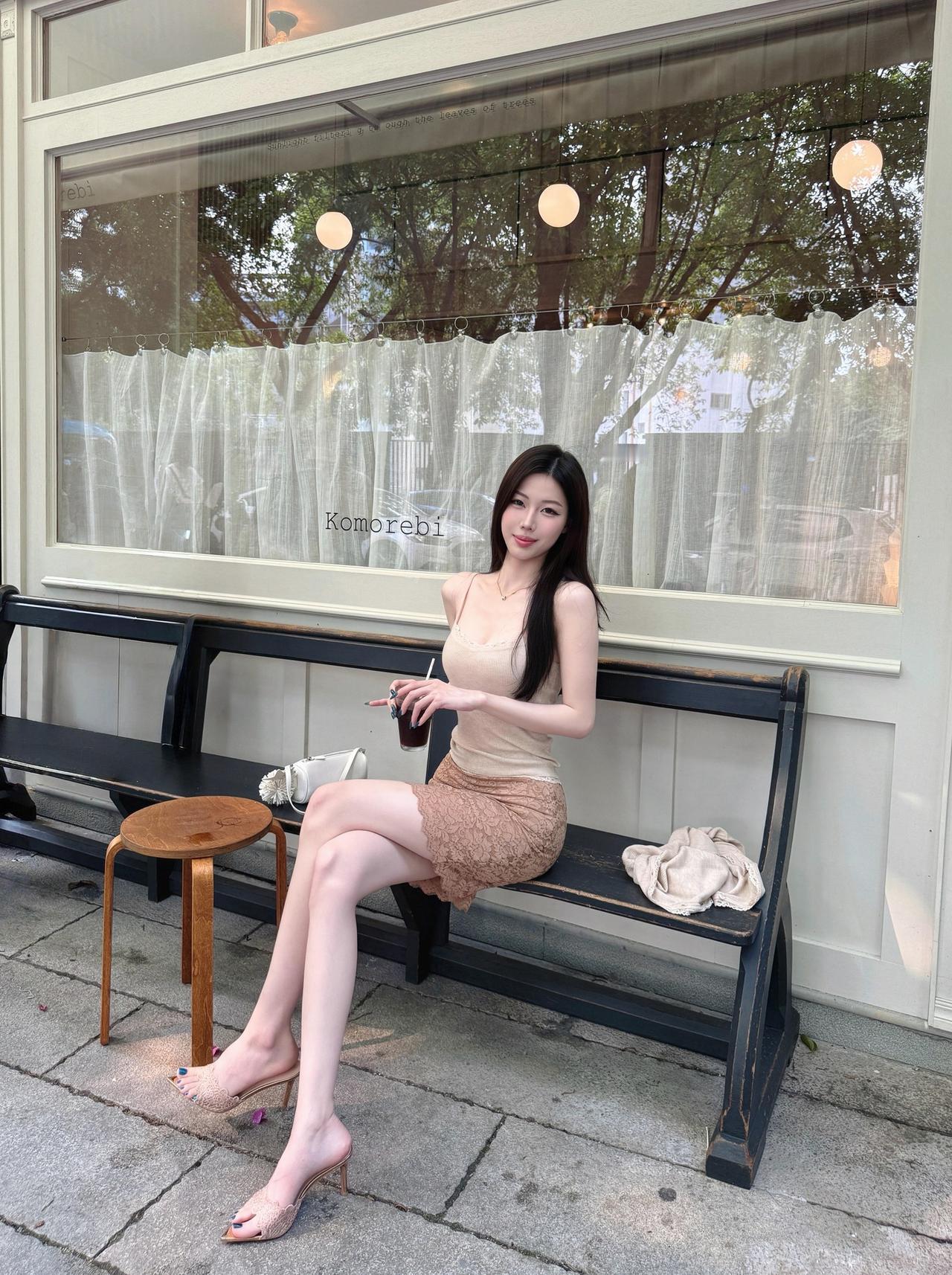 保持微笑保持热爱，生活再忙也别忘了好好照顾自己呀。微笑日常 女生自拍 治愈笑容 