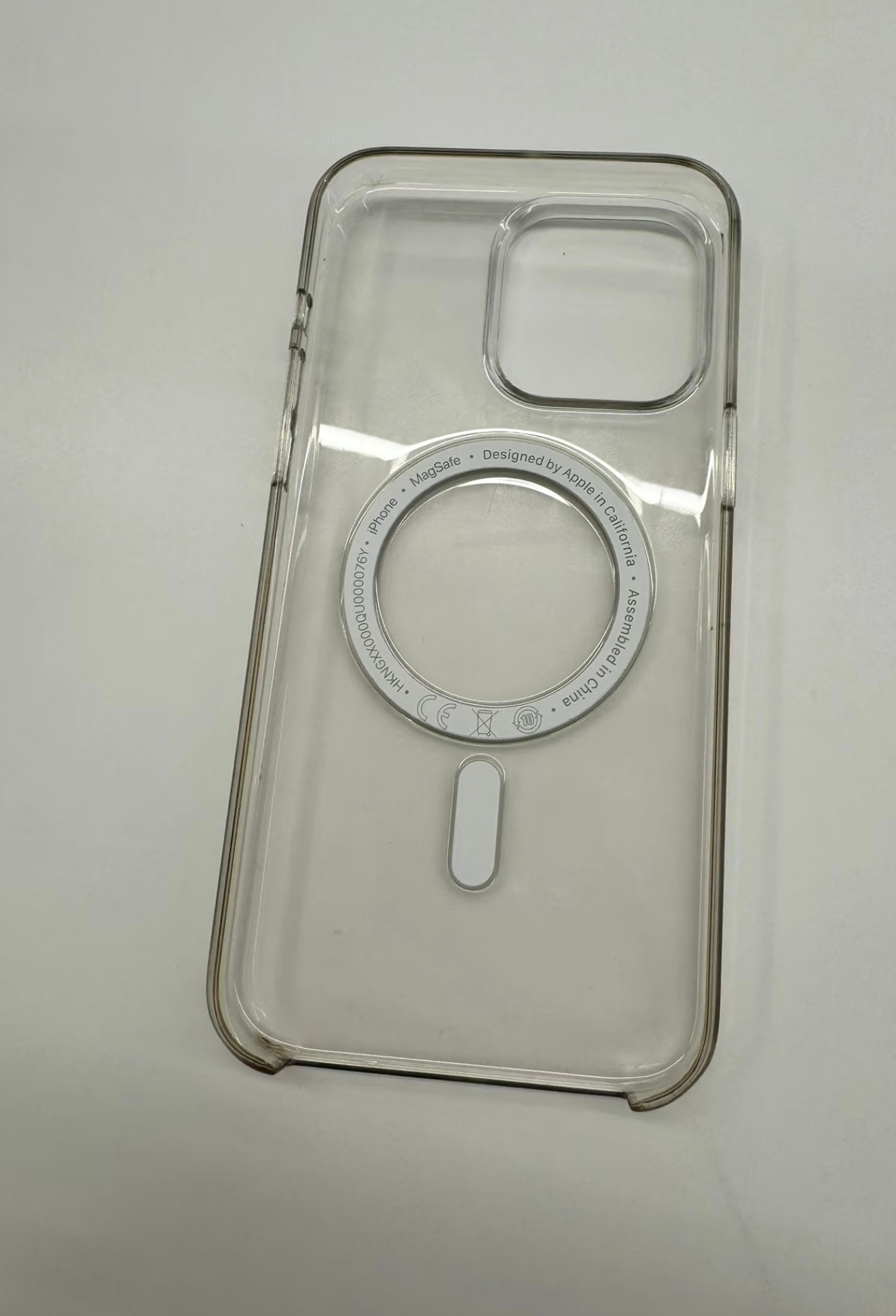 人类研究可控核聚变都有进展了但还是造不出来不发黄的透明壳。 