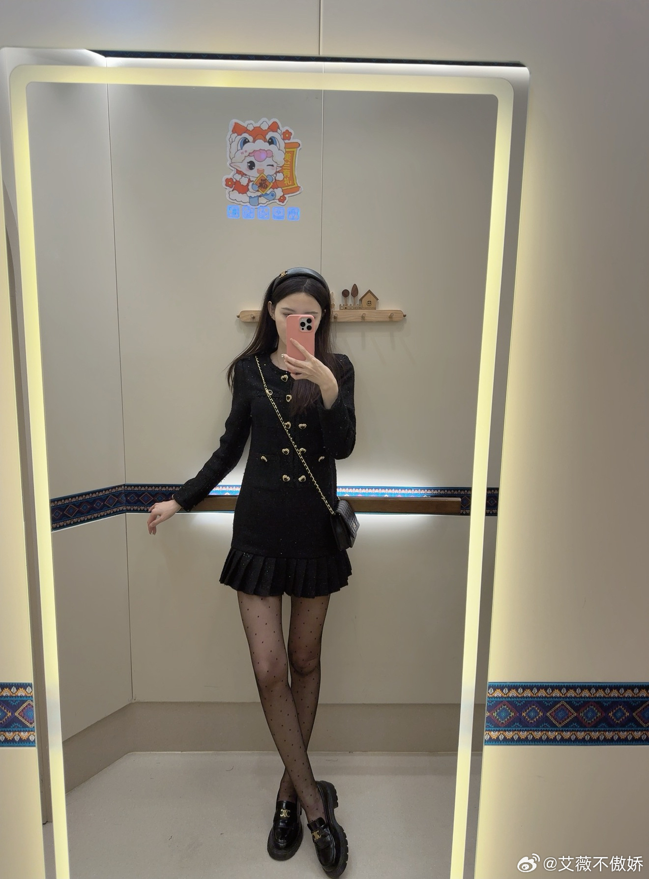 一出客舱先看到的是更衣室 海口