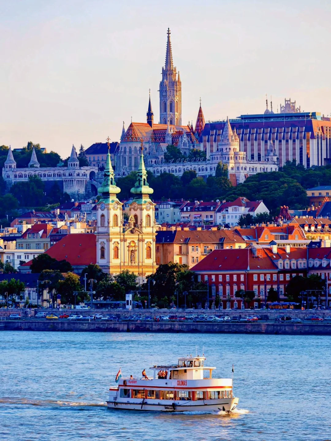 刚从东欧旅游回来，后劲太大了😭