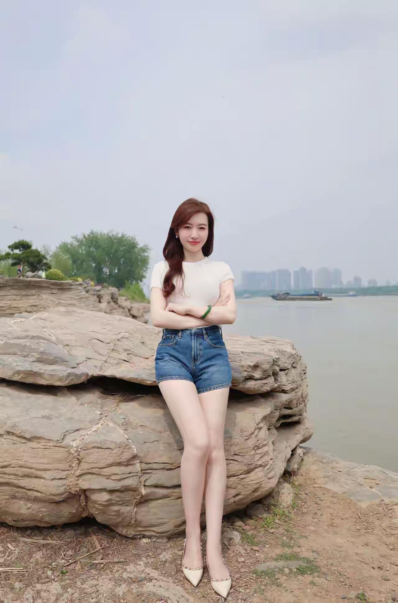 我愿化作这块石