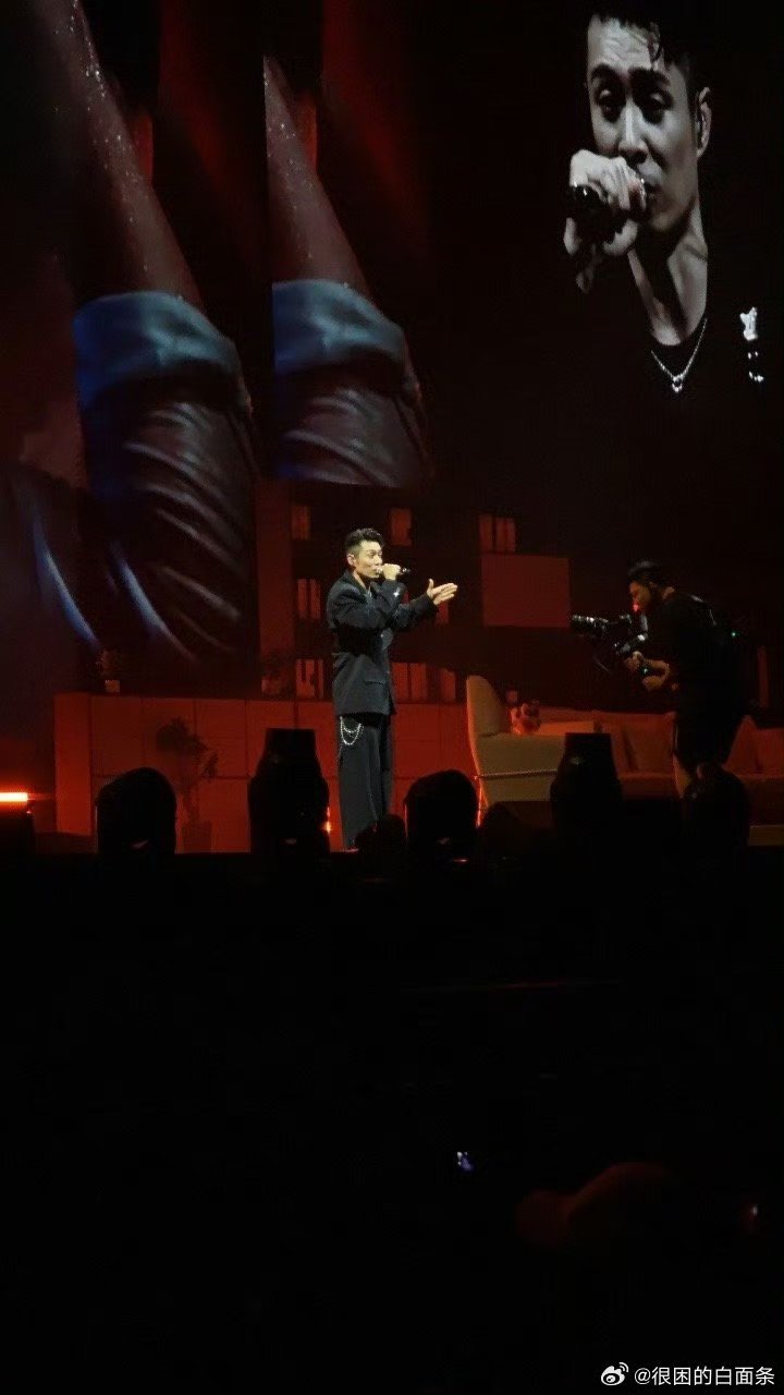 周柏豪ChapterIV巡演周柏豪ChapterIV巡演杭州站周柏豪杭州见面会新