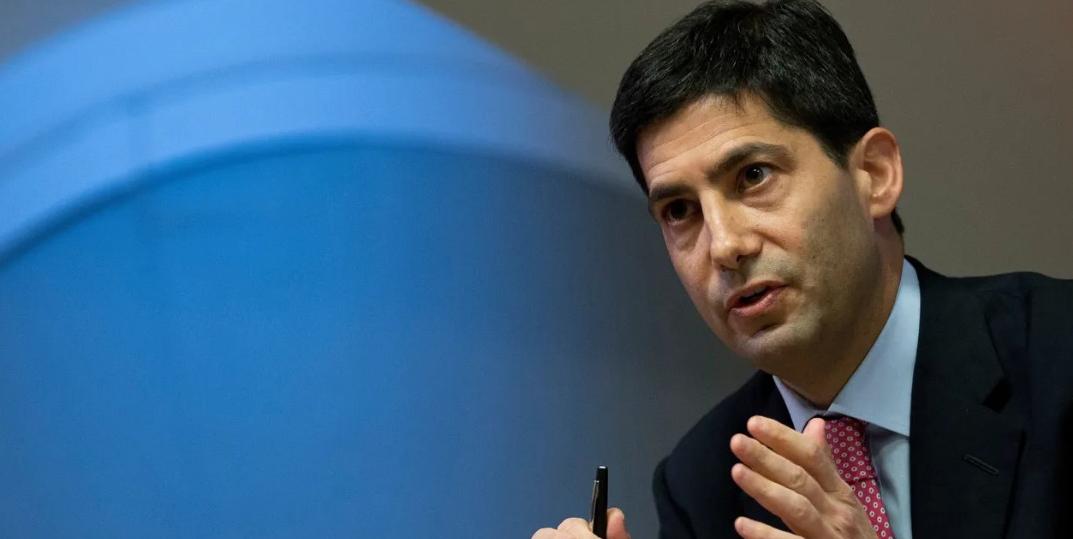 唐纳德·特朗普周五提名前美联储理事凯文·沃什担任下一任美联储主席。

沃什长期被