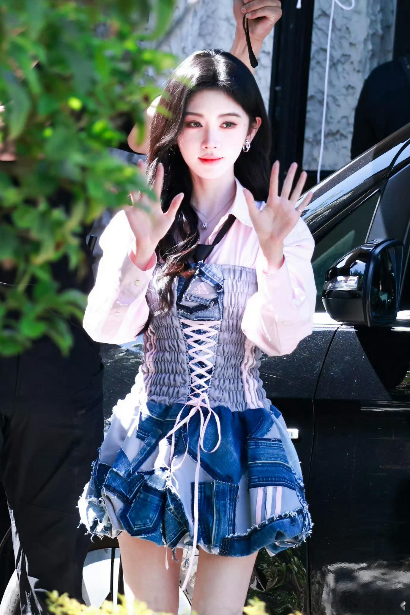鞠婧祎樱花公主好美呀这个宝贝 