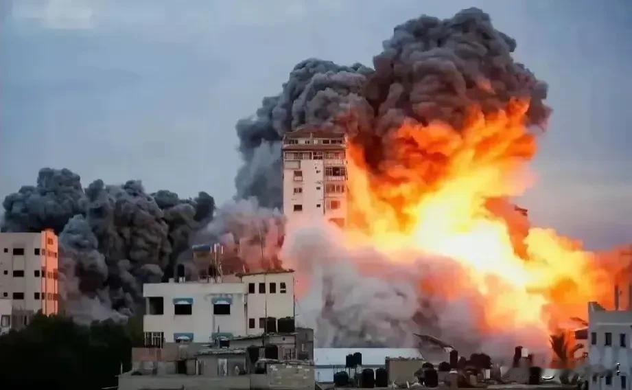 震撼爆料！叙利亚美军基地遭遇导弹突袭，战火阴霾再度笼罩天际？

2024年10月