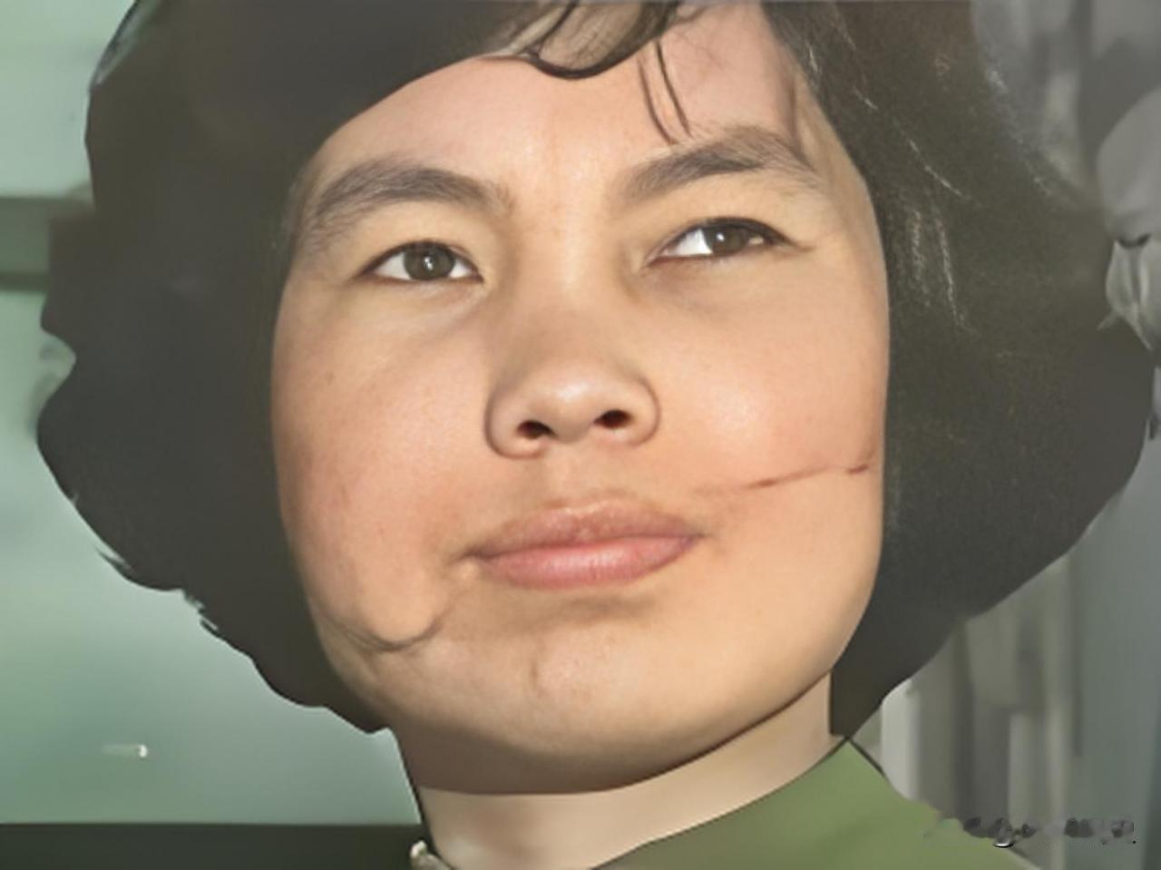 1959 年，一位妙龄少女睡觉时，6 名男子突然闯入，将她残忍折磨，然而女孩的反