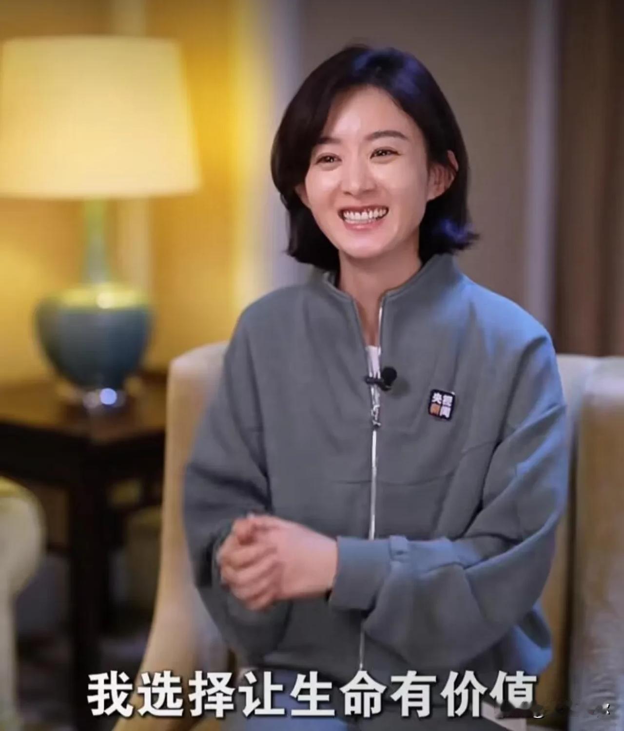 在现在的赵丽颖身上真是看到了轻舟已过万重山的样子，真好。上了央视的演员，自身实力