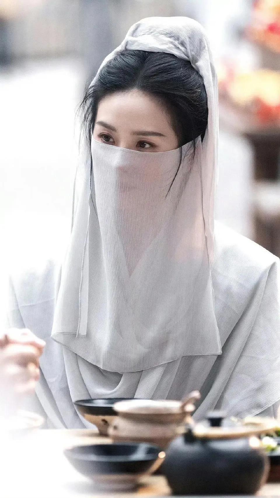 四款任如意面纱造型