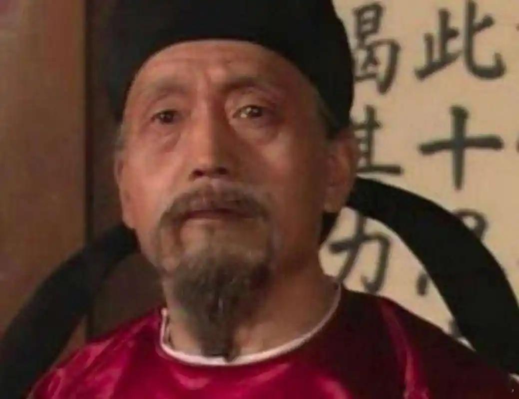 历史 李林甫不死，安禄山确实不敢反。这是大唐最具讽刺意味的 “一物降一物”，不是