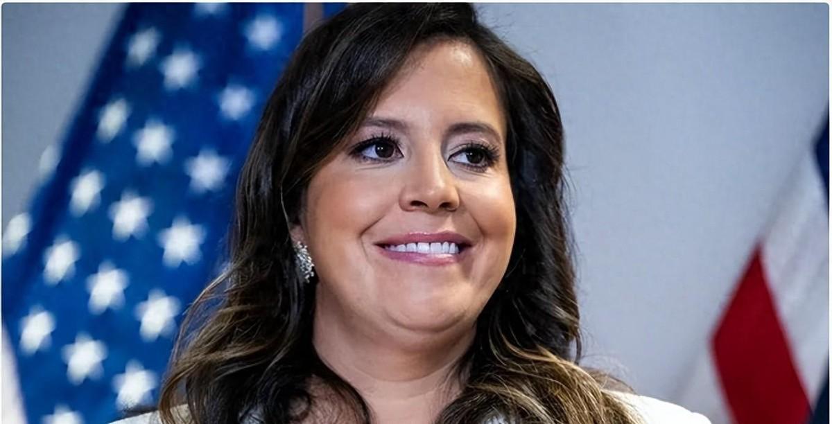 ————

纽约政坛局势又有新变动，艾丽丝・斯特凡尼克近日高调宣布竞选州长，给自