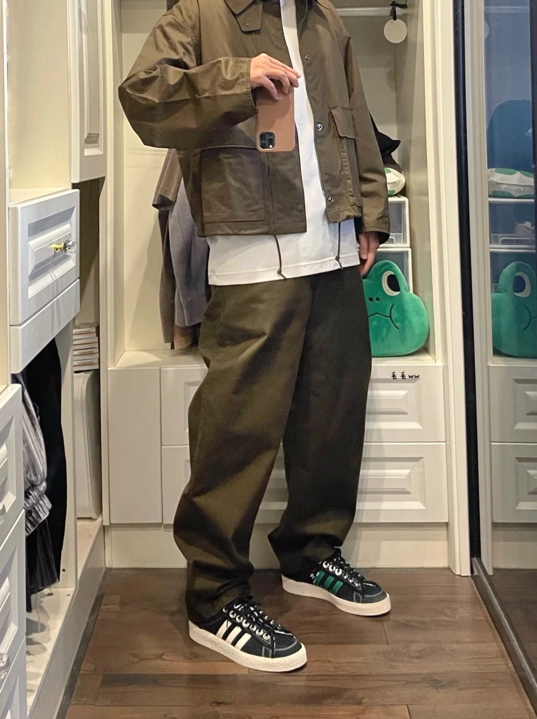 橄榄绿色系｜优衣库穿搭