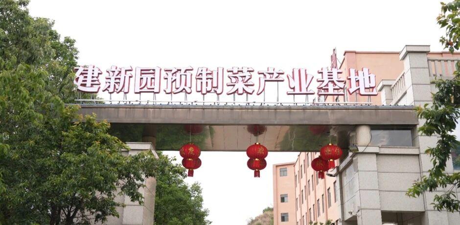 上次路过这个厂
还是第一次见到，以前听朋友说（前两年）他们去昆明滇池国际会展中心