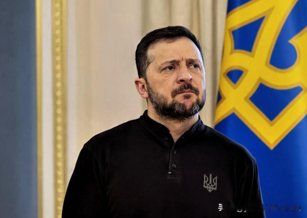 【乌克兰很快就会举行大选】
    特朗普隔空对乌克兰喊话，要求乌克兰举行选举。