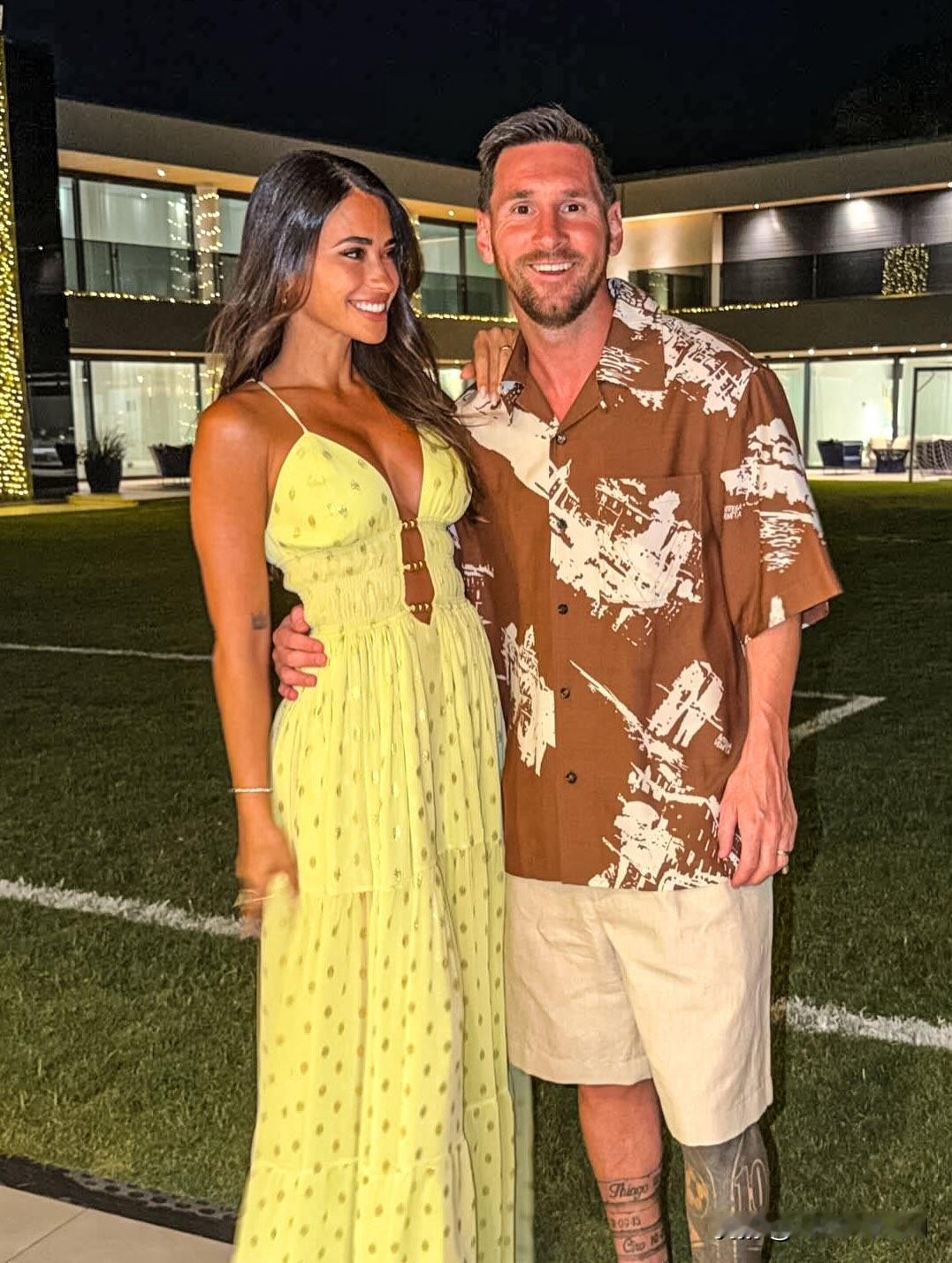 哪一对组合是你的菜😄
阿根廷国家队球员2025年圣诞节家庭温馨照