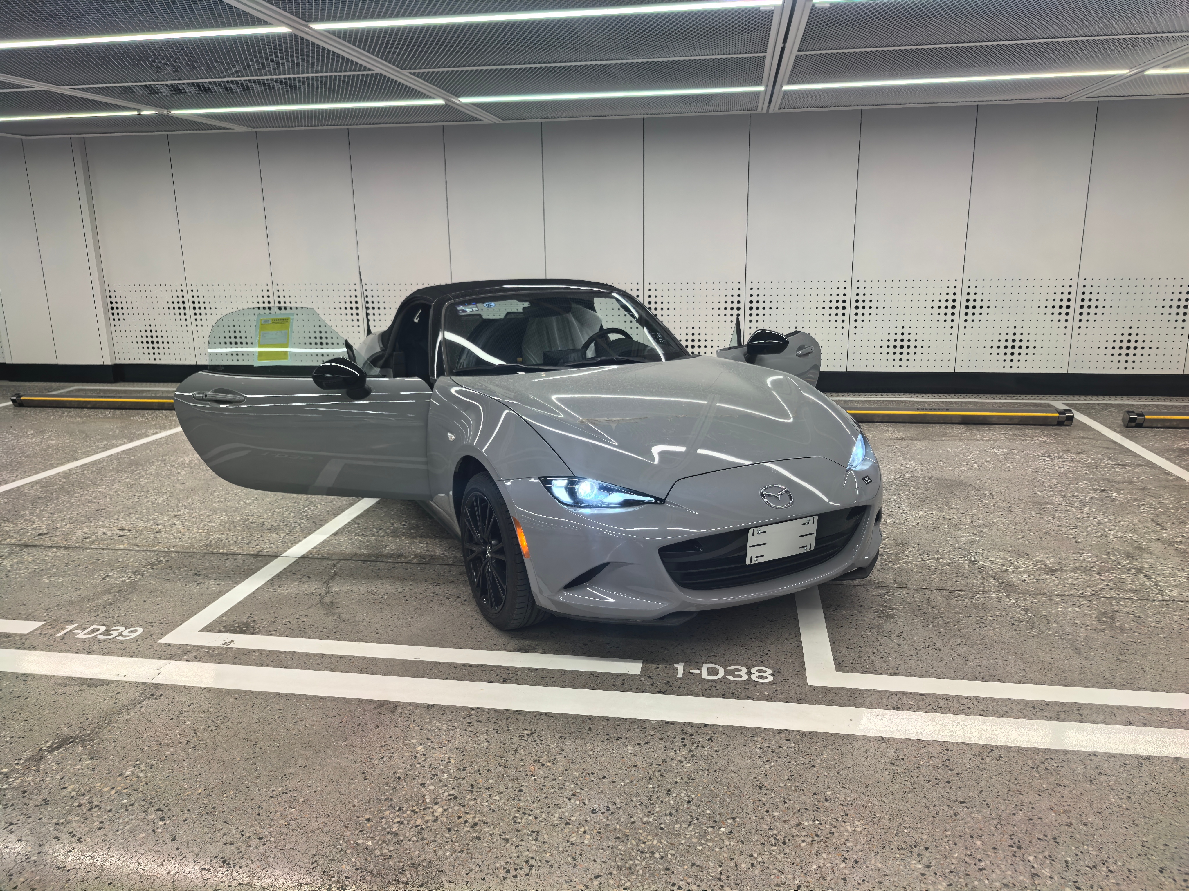 好久没买燃油新车了这么个小车，要两万多购置税 北京