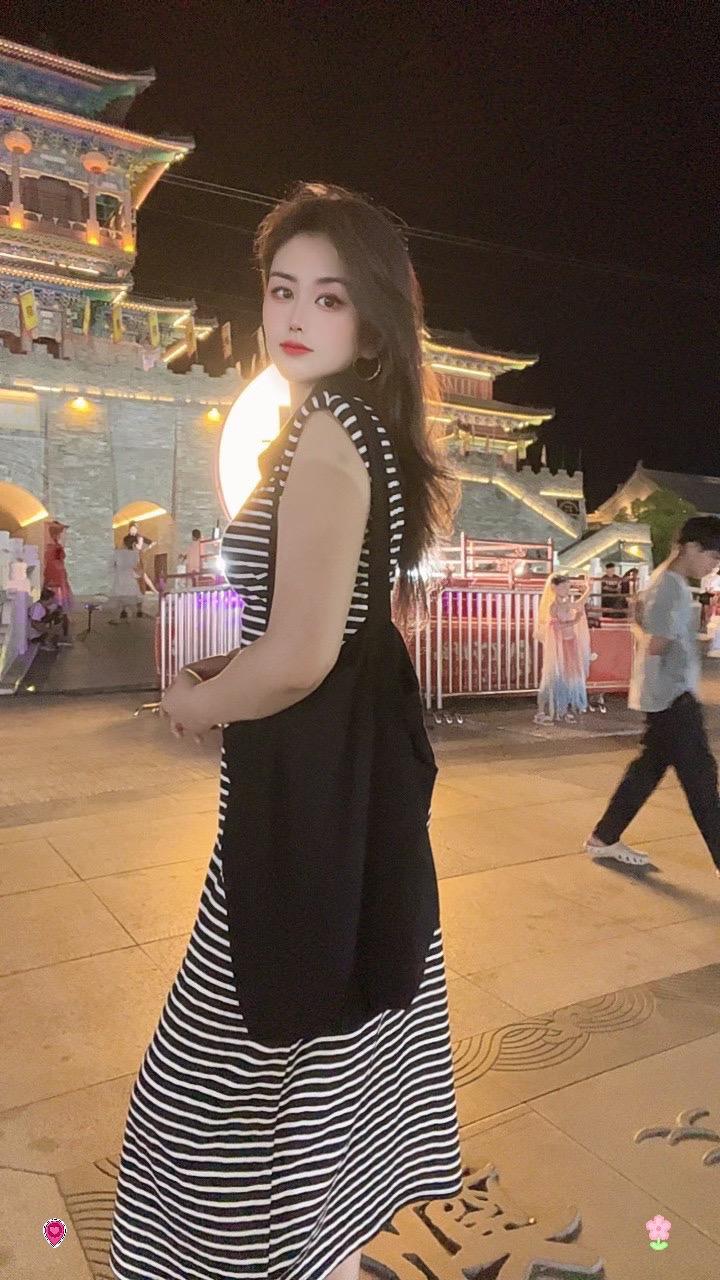 微胖女人，肉肉的女人