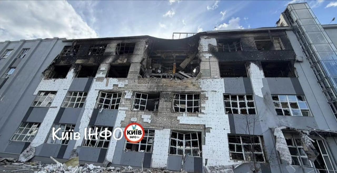 基辅的Cosmonova数据中心被俄军打击后，导致建筑物严重受损，将不再运营。