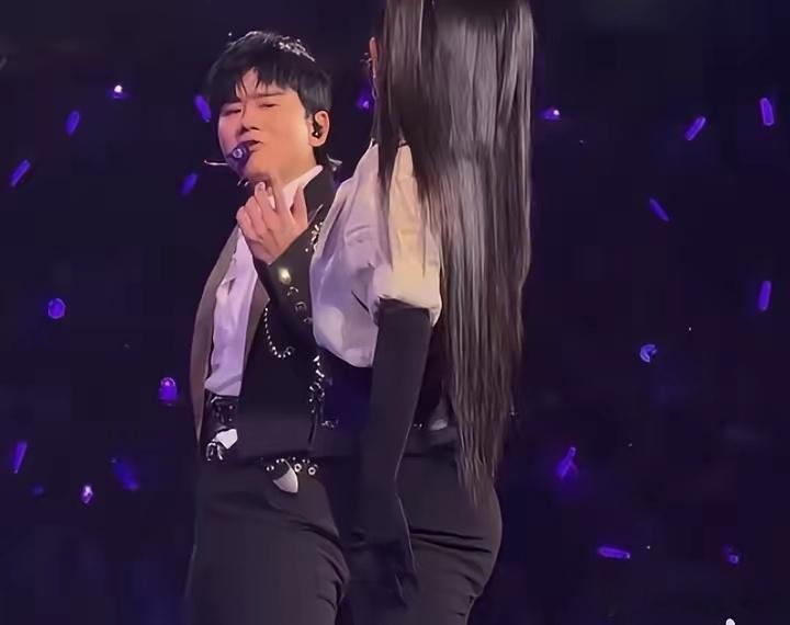 张杰的唱功没啥问题啊为啥大家都不看好他们开演唱会？ 