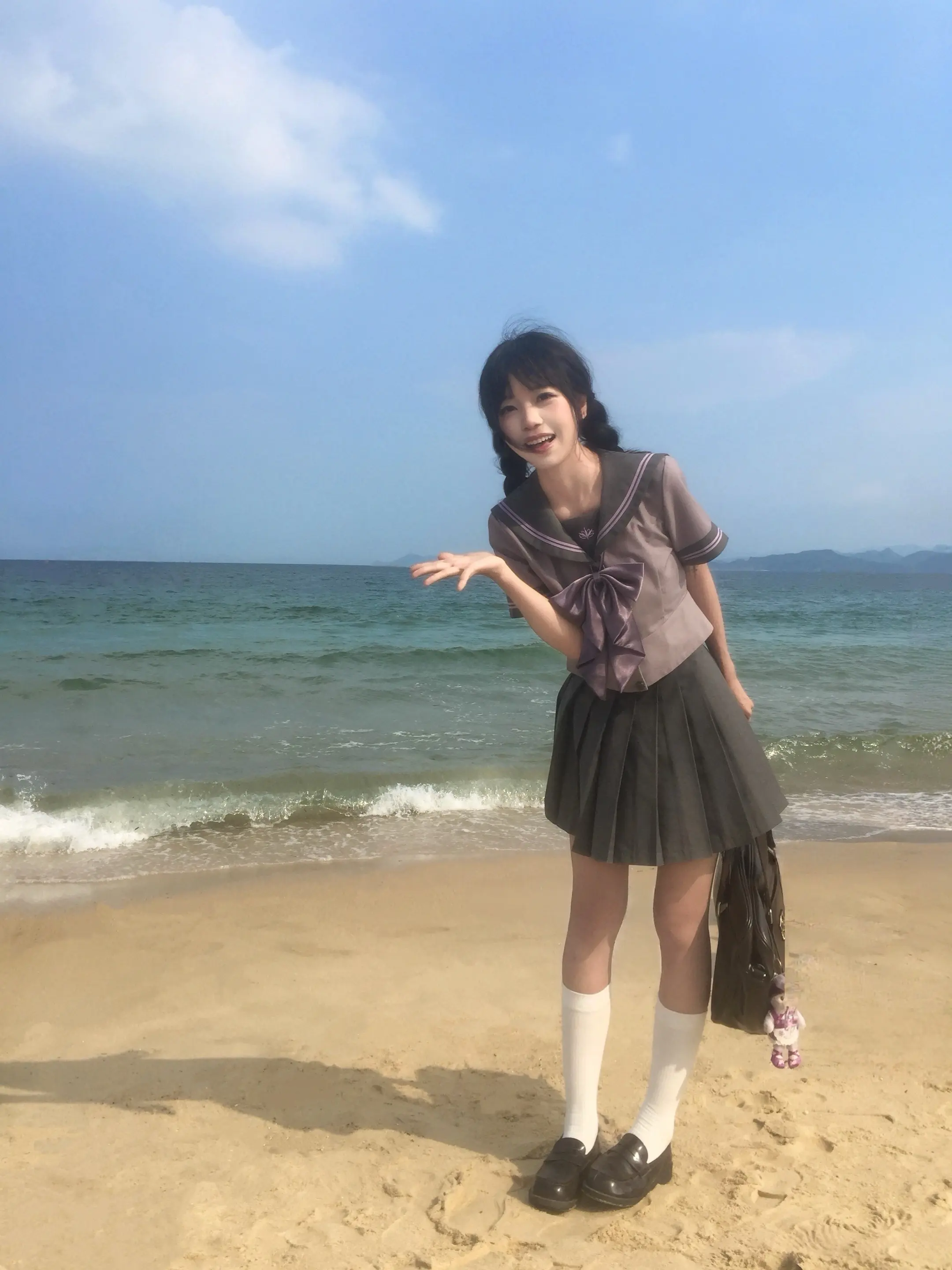 我生活在与你相见的希望里。