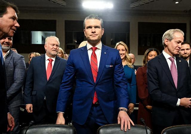 要开战？还是烽火戏诸侯特朗普版特朗普回应美数百将领被要求紧急集结

   竟然说