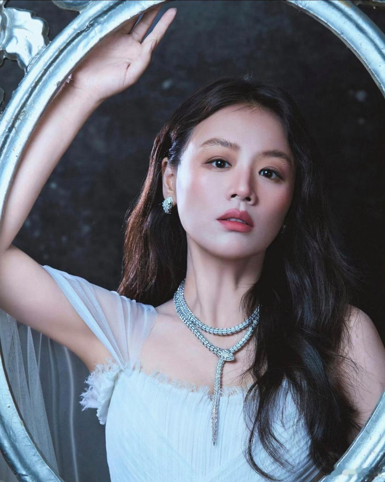 1. 张雨剑和吴倩离婚时，公司是站吴倩这边的，还雪藏了张雨剑，结果两人又和好了，