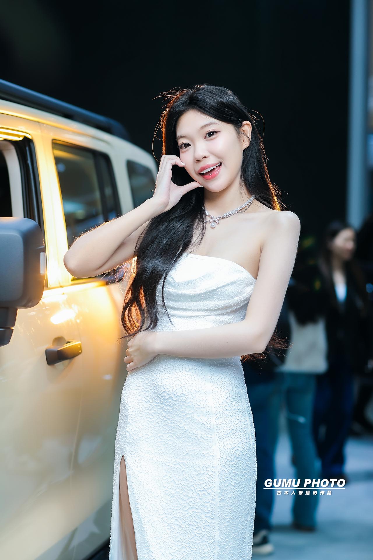 2025成都双十二车展长城展台模特小姐姐