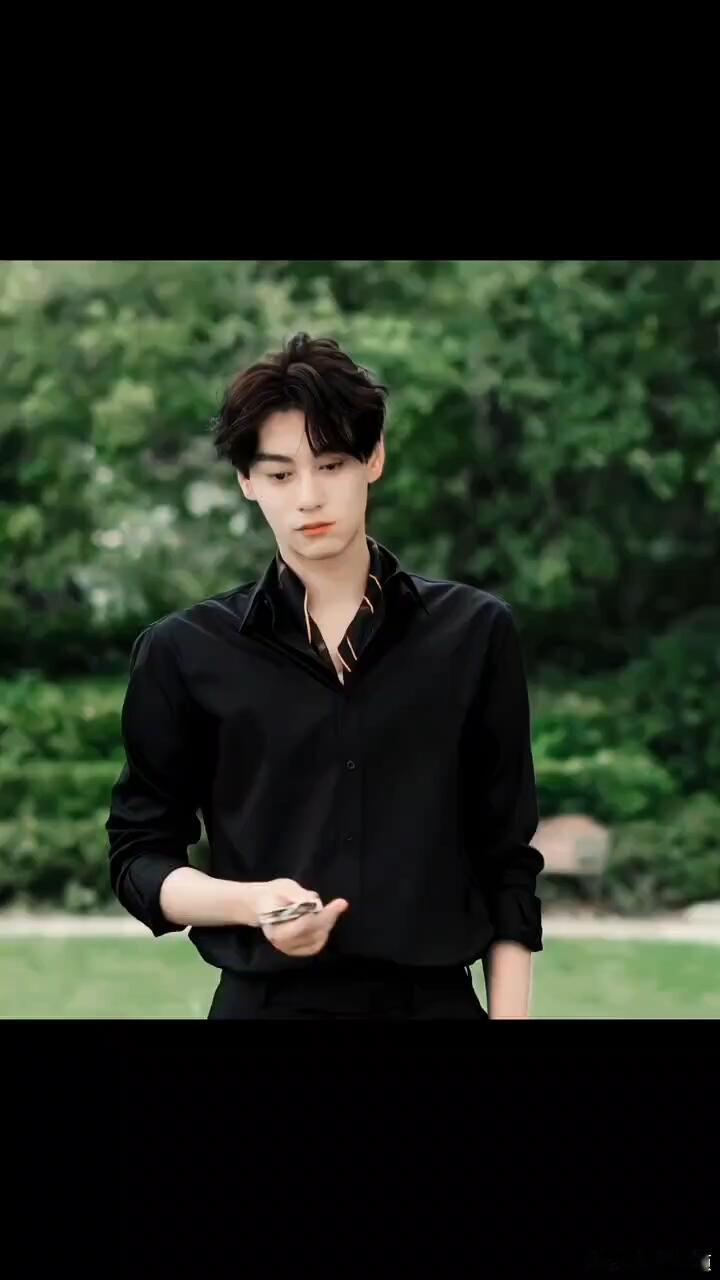 为什么那些有名的妆造师反而没有突出个人特色。田栩宁田栩宁 