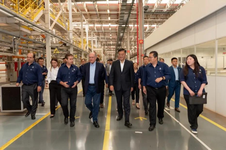 兄弟们，我发现长城汽车才是中国汽车品牌出海的榜样啊！咱就是说，这几天连巴西副总统