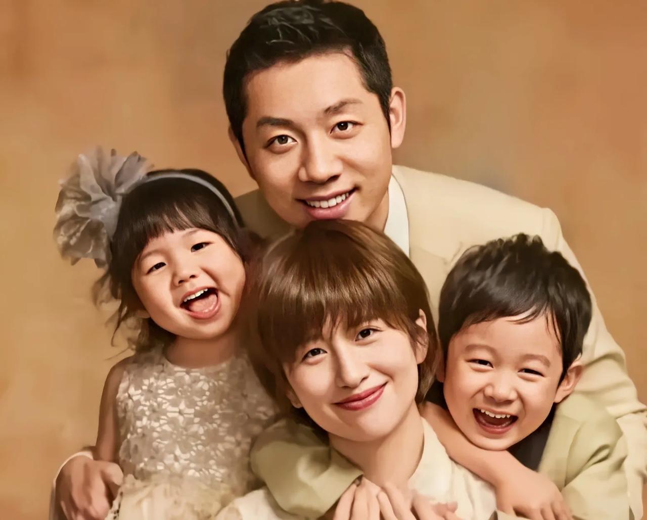 许昕一席话感动全网，只要国家需要，他就义无反顾的回国乒当陪练

许昕最近在直播里