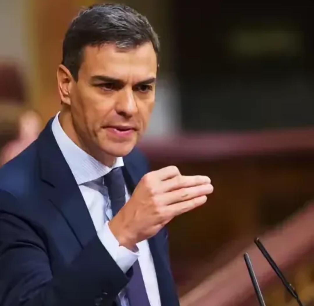 西班牙首相桑切斯日前在接受意大利《快报》周刊专访时表示，美国正在委内瑞拉附近国际