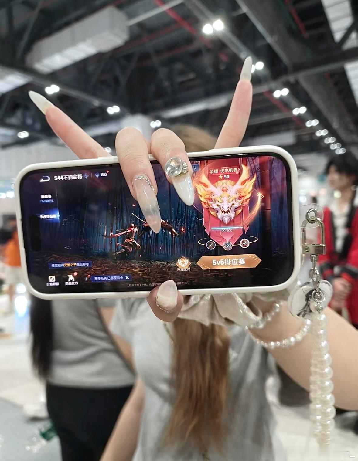 这局我先拿下了 