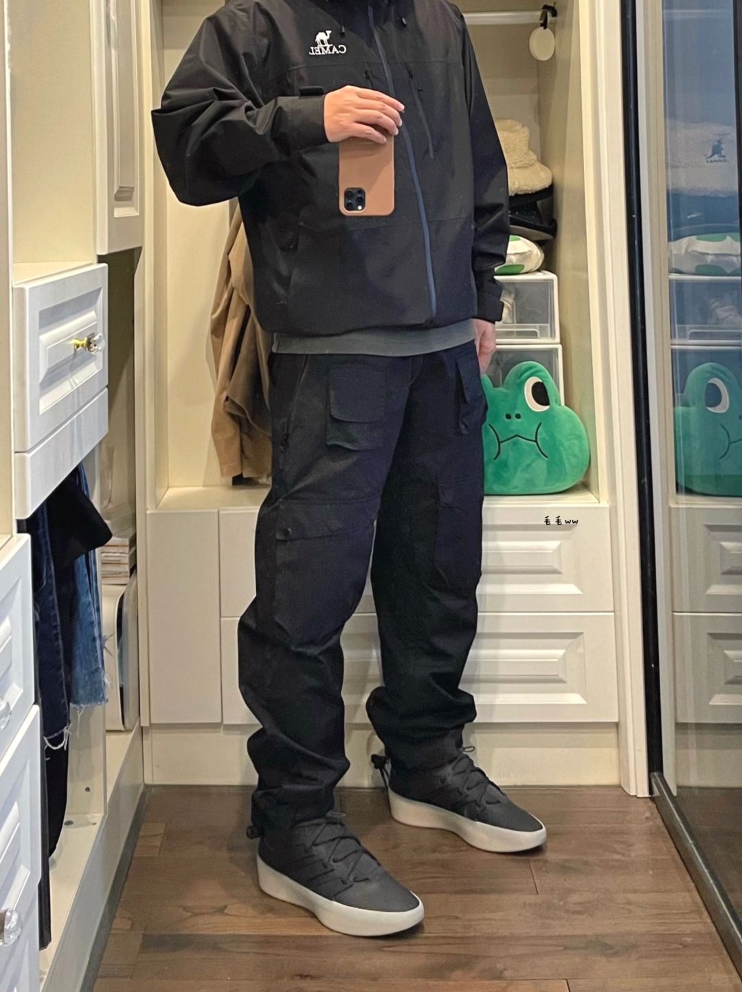 全黑搭配｜冲锋衣穿搭