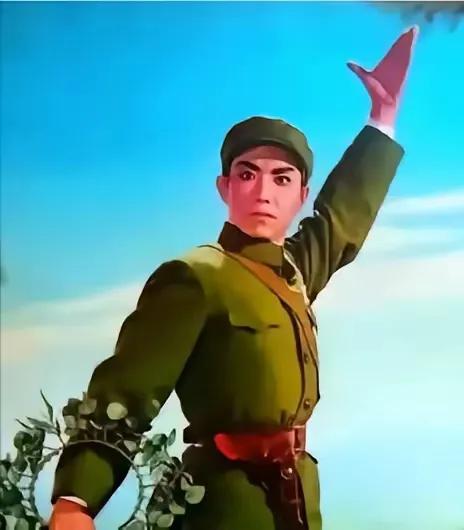 上海京剧院复排了《智取威虎山》《奇袭白虎团》和《杜鹃山》，真棒，把观众又拉回剧场