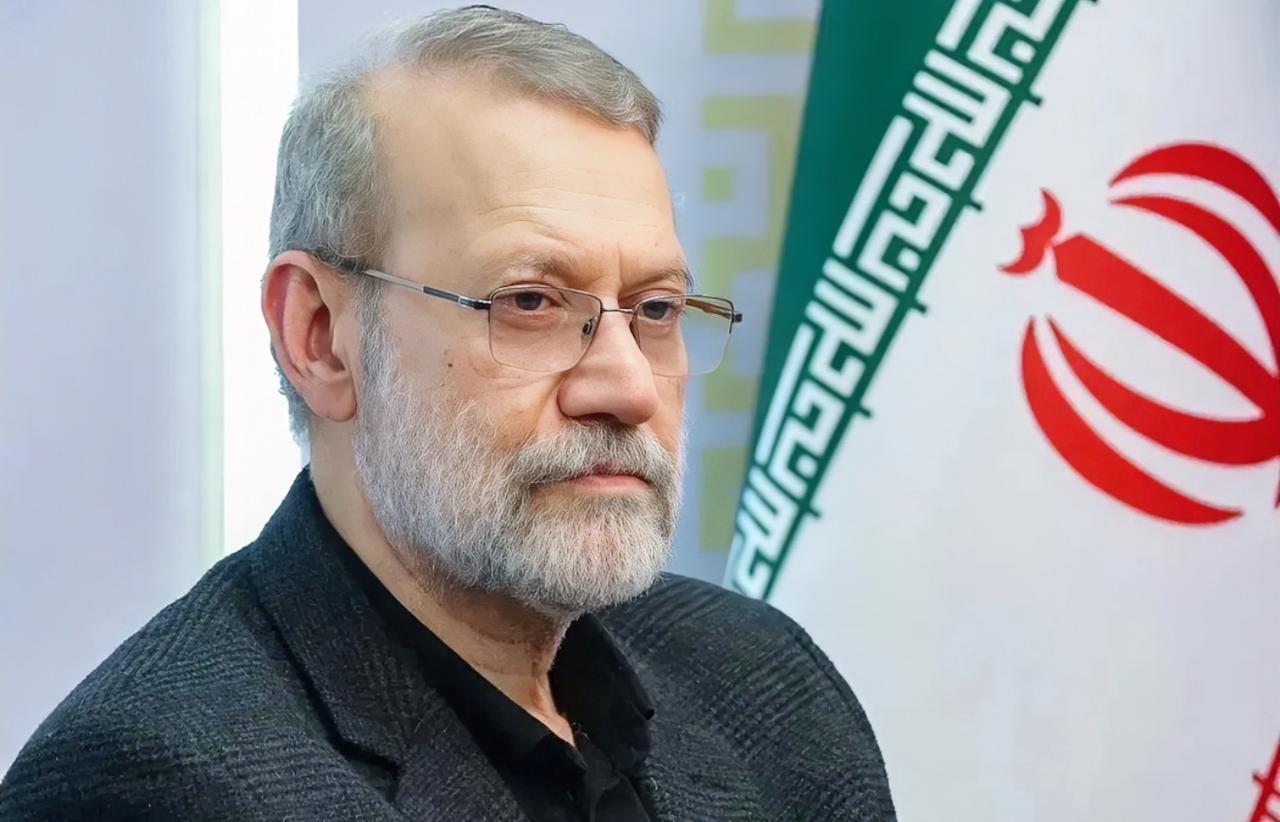 伊朗的强硬派立马给总统纠偏。据报道，3月8日，伊朗安全秘书拉里贾尼发文称:当敌人