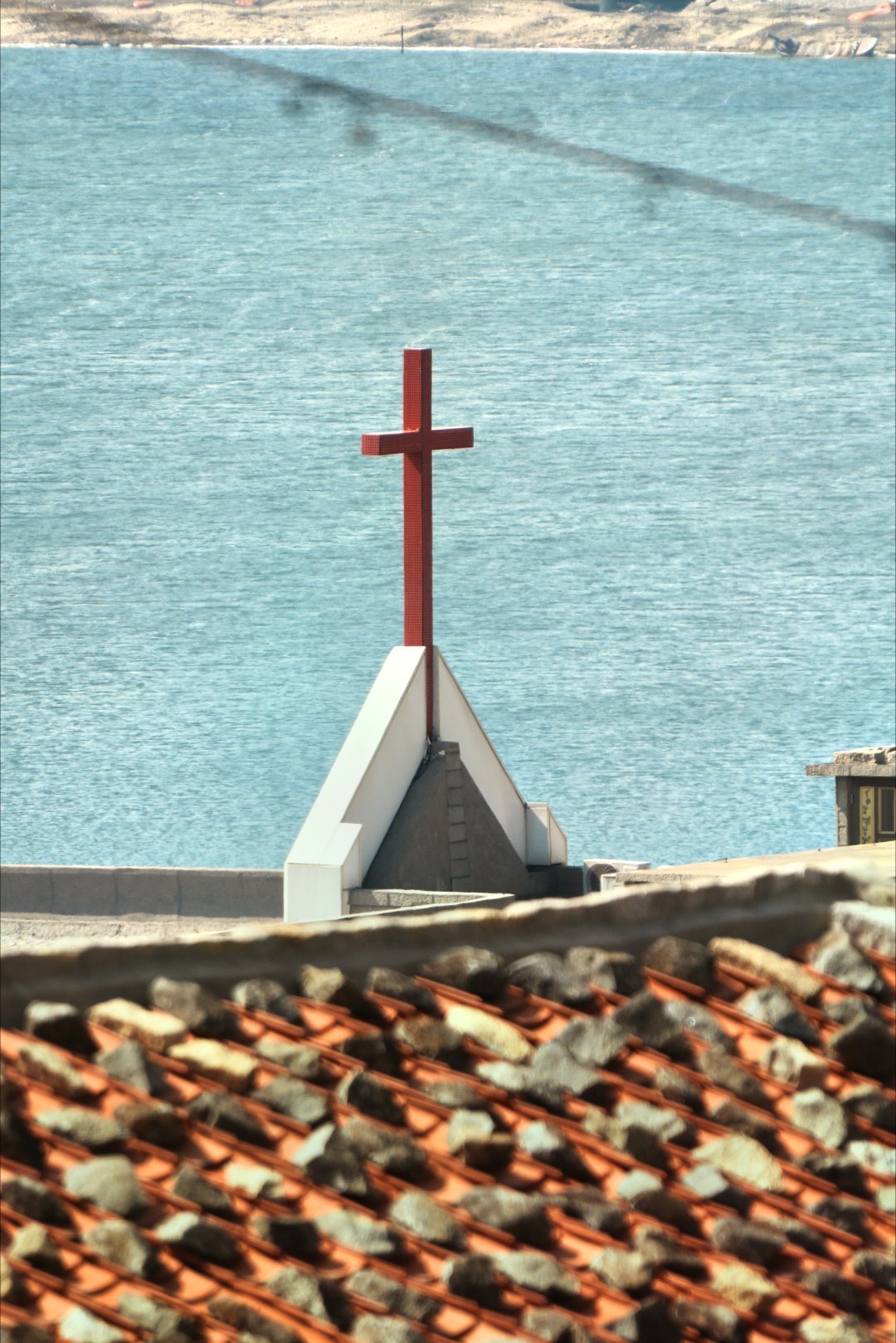 *在路上*平潭岛北港村...平潭盛产花岗岩，当地人就地取材，用石头盖房子。这些石