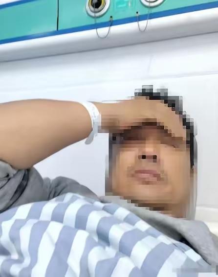 湖南永州，李先生把钢圈等物放邻居闲置院子，大年初八邻居回来要入住，双方起争执。邻