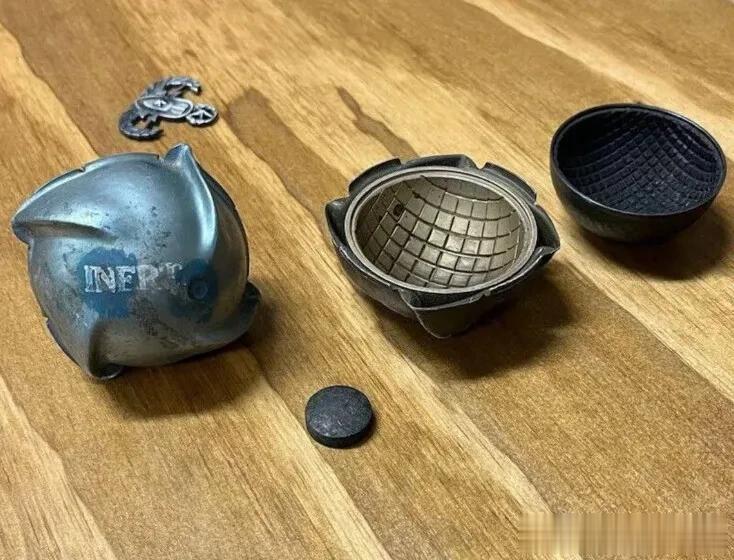 俄方声称乌军首次使用 ATACMS 战术导弹袭击了别尔江斯克机场，造成重大损失，